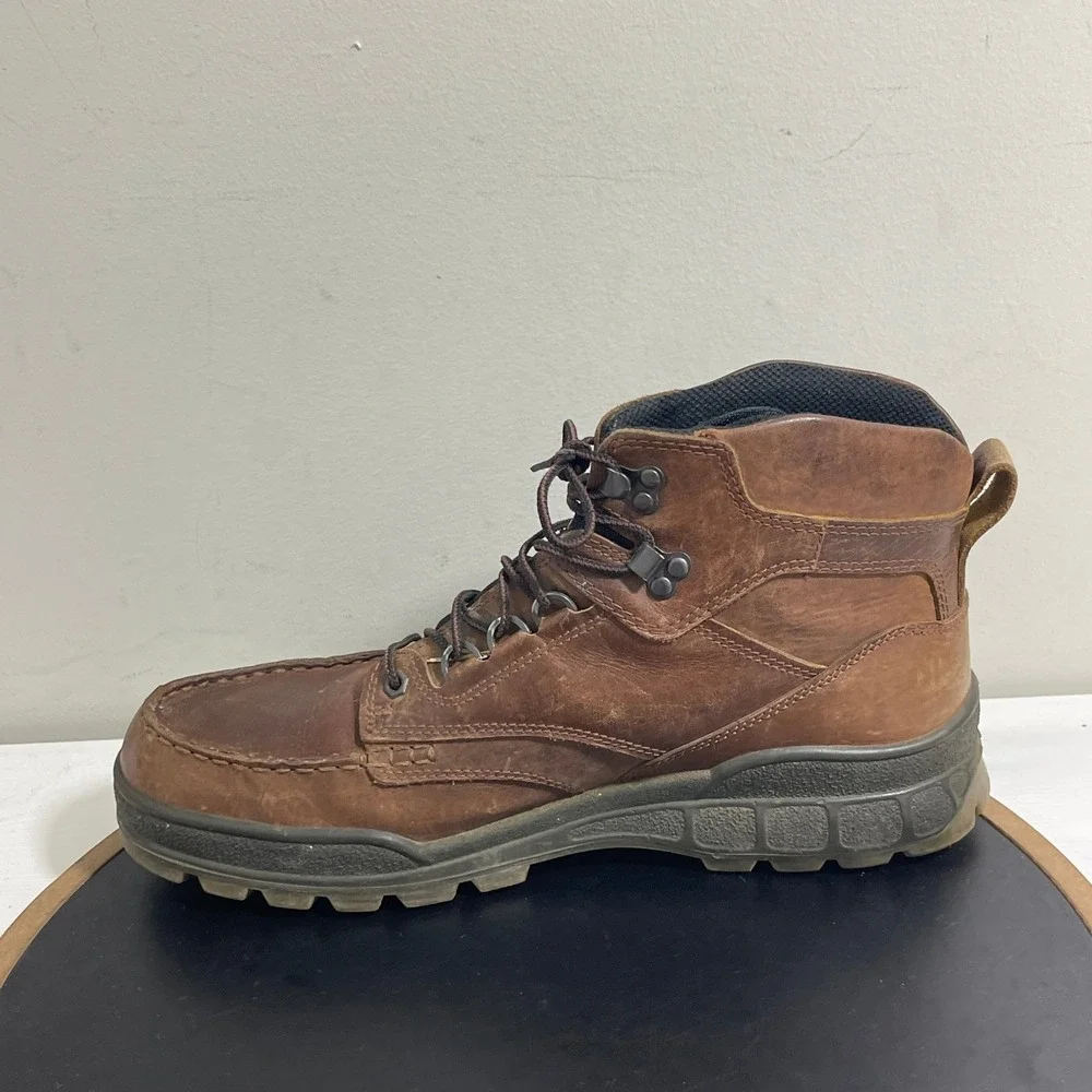 Ecco track ii